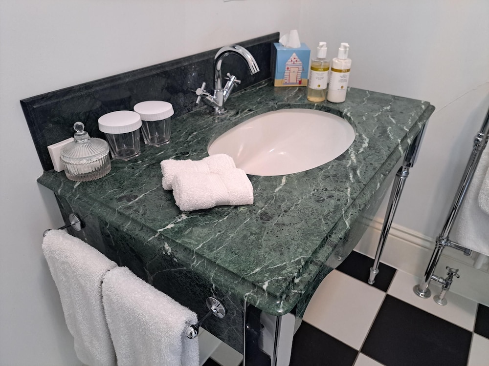 Suenos Guesthouse