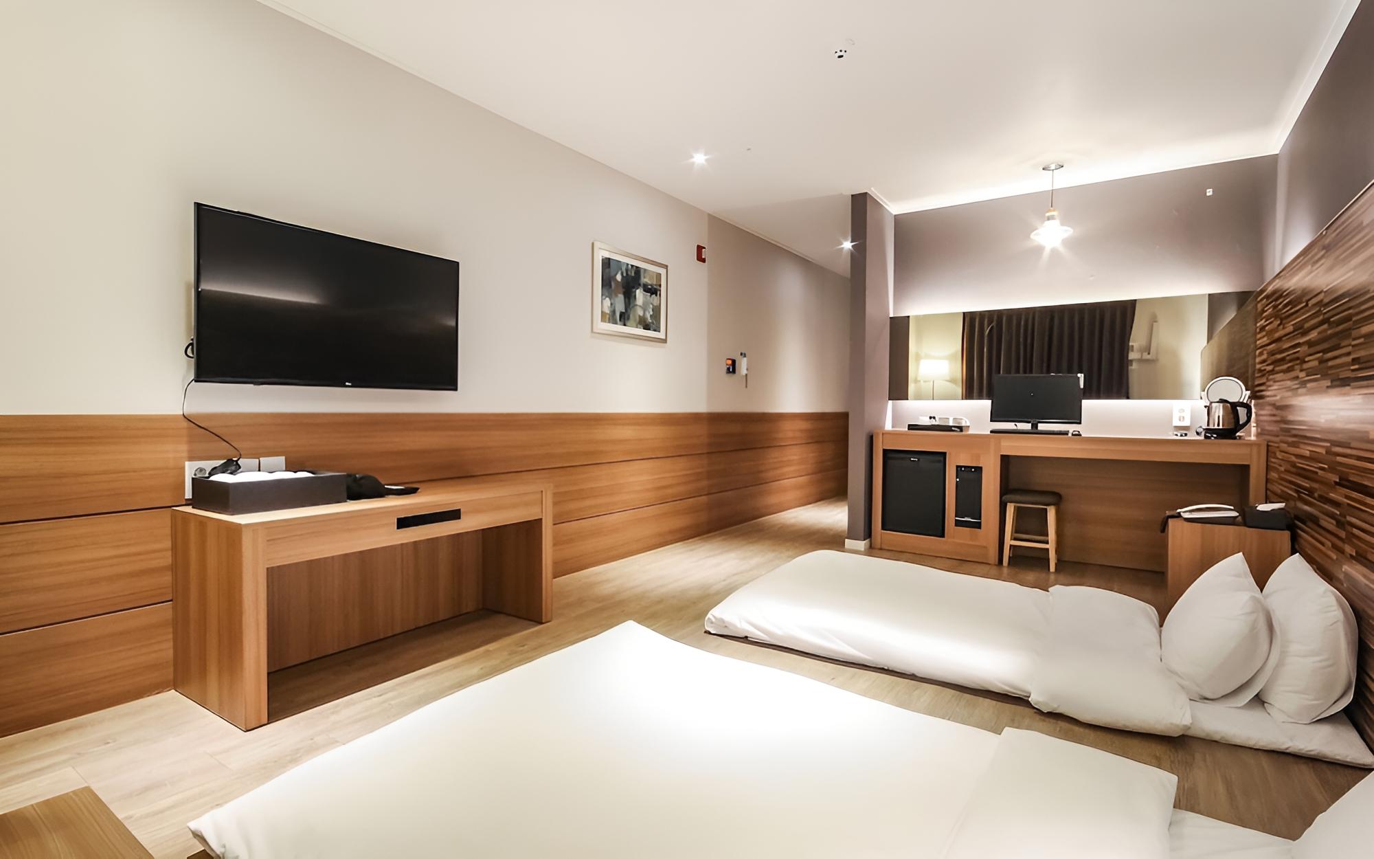 Hamyang Hotel Raon
