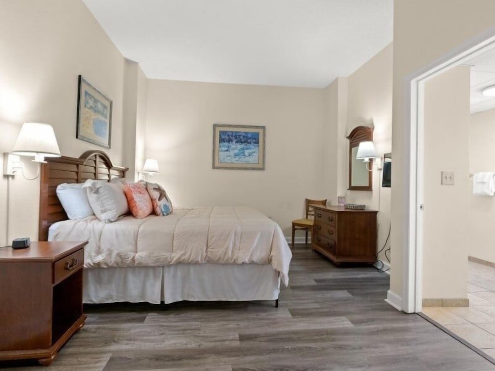 Holiday Sands South 1229 2 Bedroom Condo
