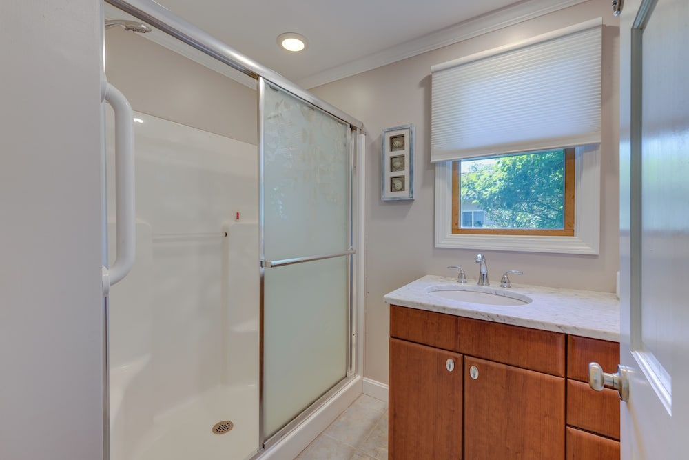 Water-view Beach House in Truro, Great for Groups!