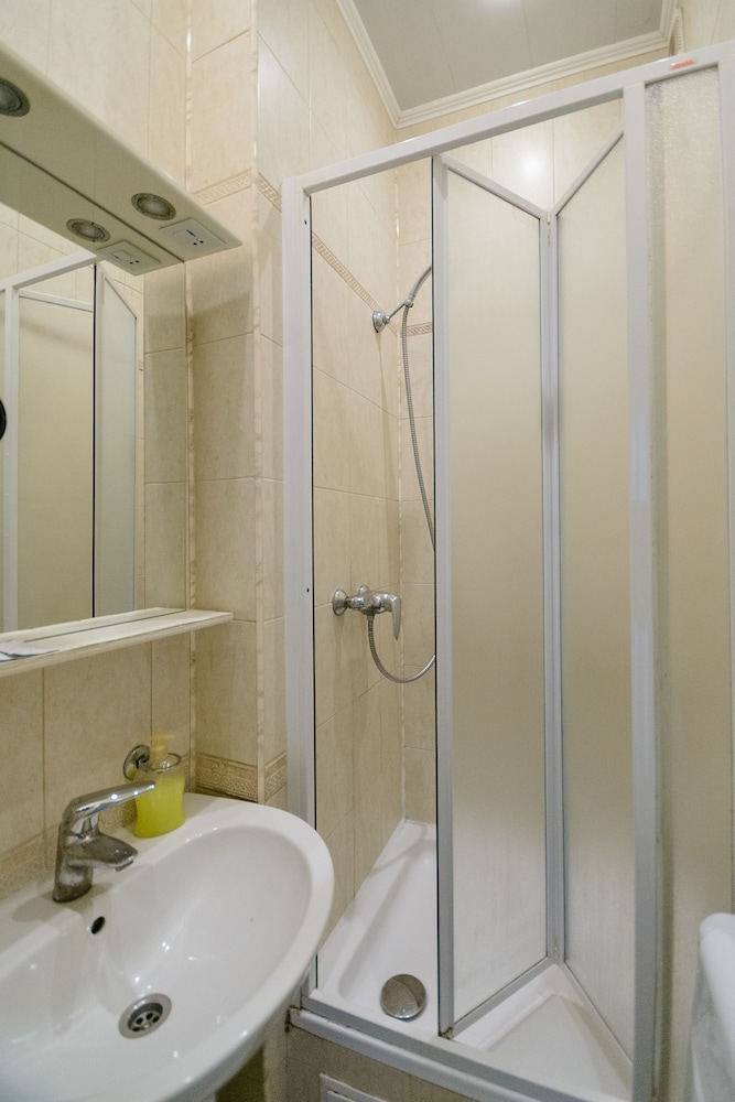 Kiev Accommodation Hotel Service