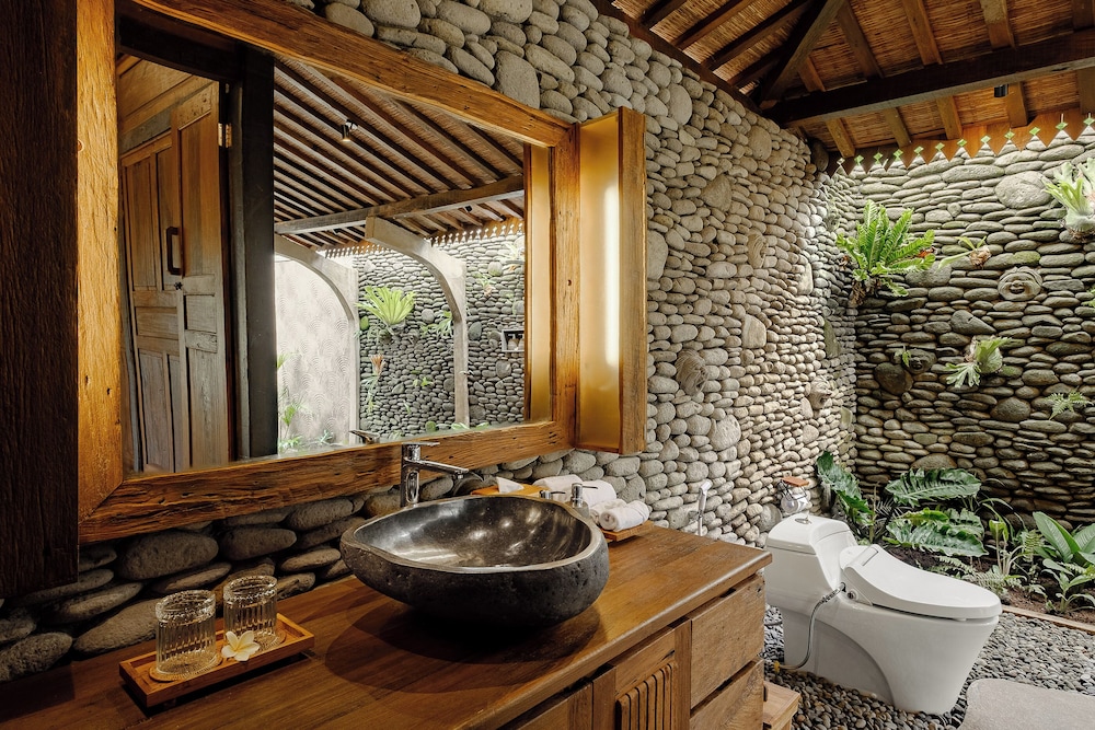 Hidden Saren Villa Ubud