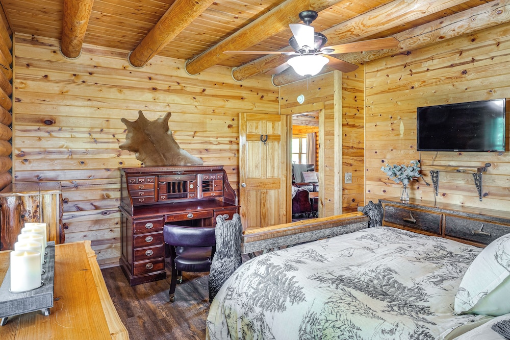 Rustic Retreat in Hickman on 160 Acres w/ Views! view 3