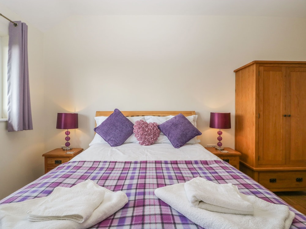 Yeovil Vacations - Rectory Farm View - Property Image 3