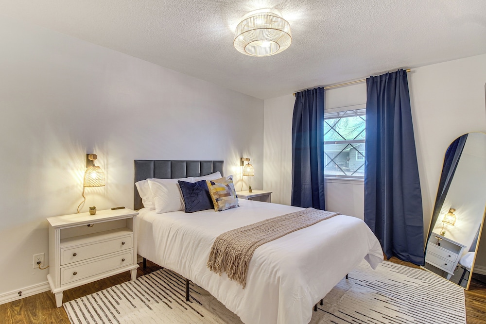 Near Shops & Eats: Vinita Home w/ Furnished Patio