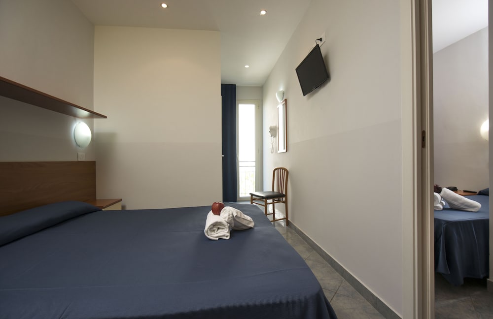 Hotel Scarlet