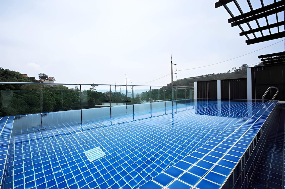Kamala Falls 3BR Seaview w Private Pool