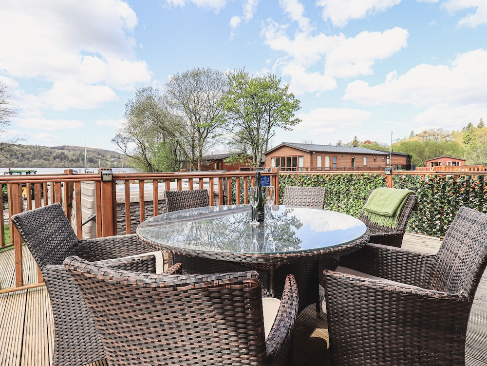 Sunny Brow Lodge