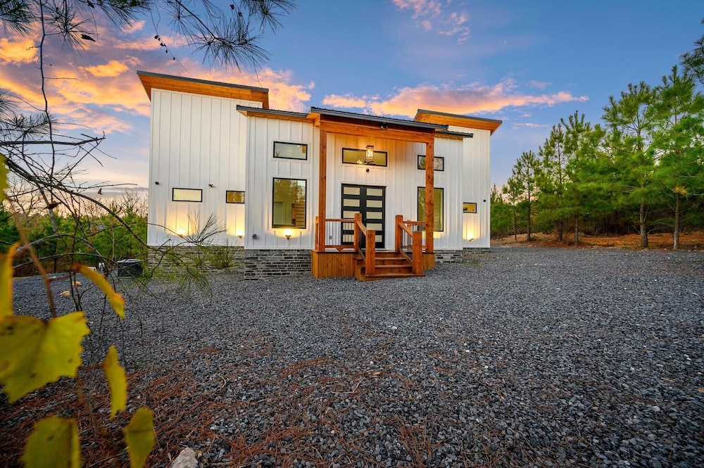 New, Modern, Bunk Room, Game Room, Playground, Hot tub
