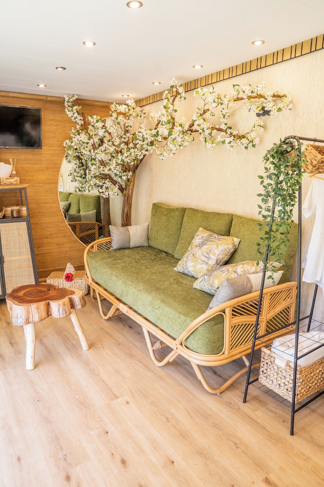 Bruval Eco Retreat & Eco Village