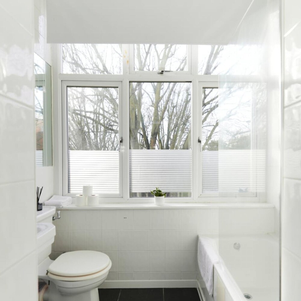The Putney Hideout - Bright 1bdr Flat