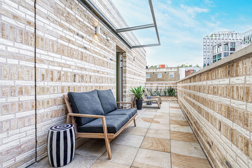 Luxury flats near Big Ben and London Eye