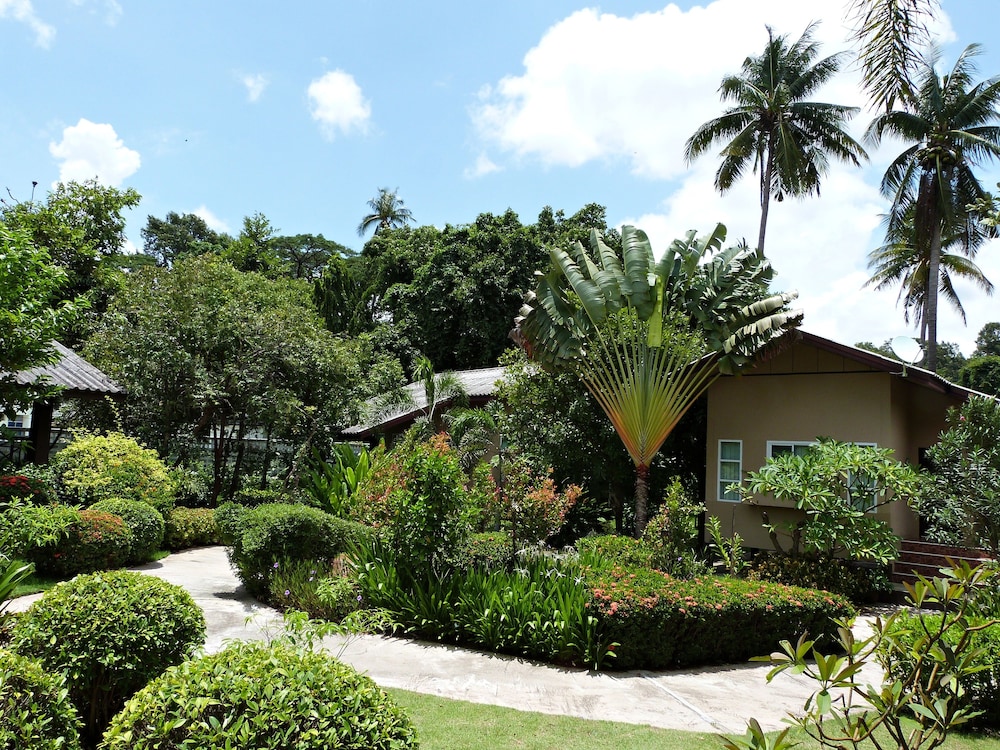 Bann Suan Rachawadee B&B