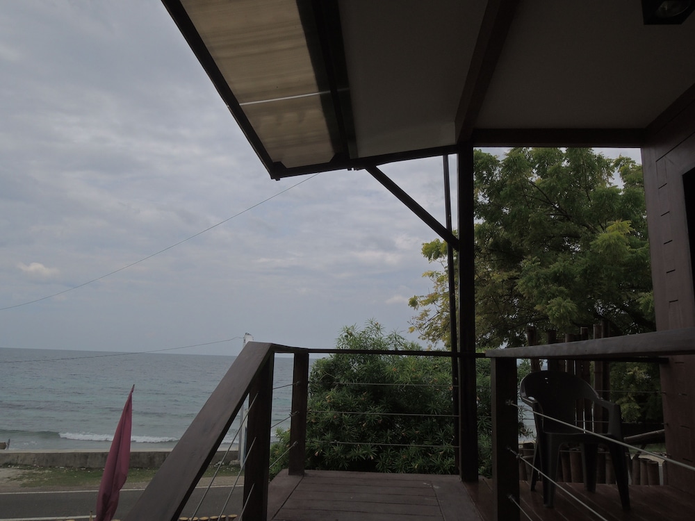 24/7 Lantawan Resort