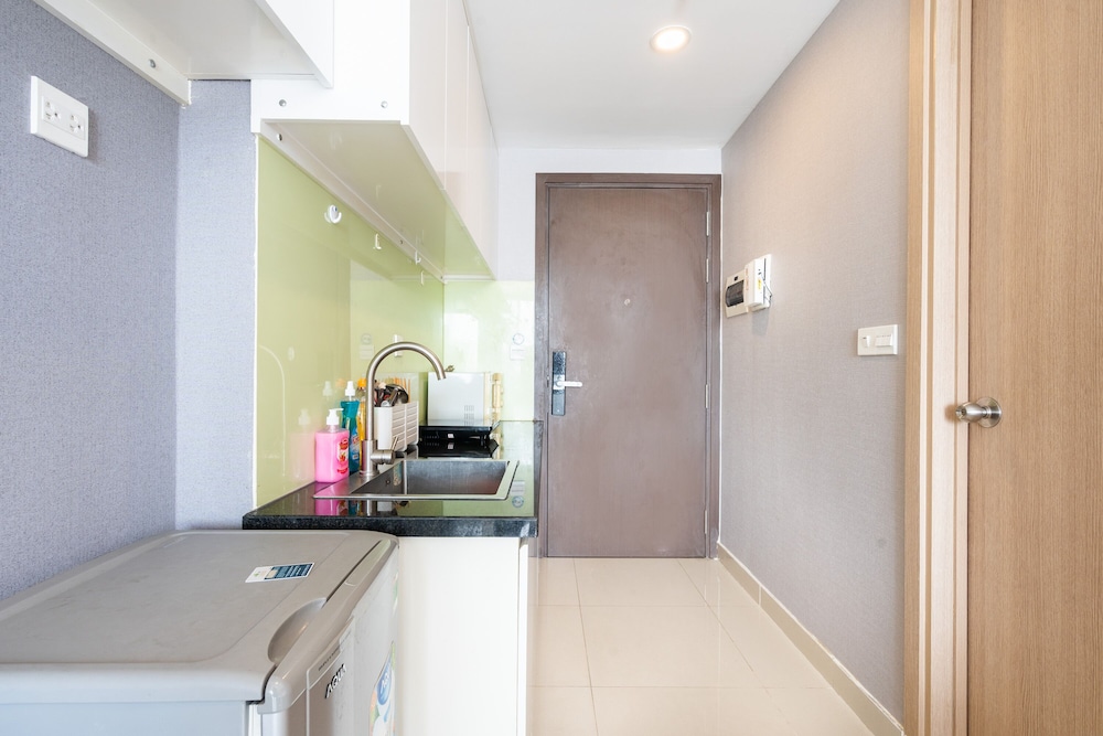 Annie Apartment - Rivergate Resident