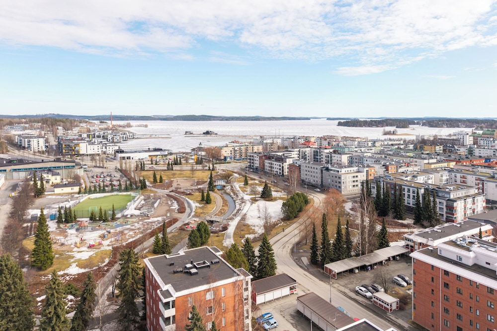 Homelike 1BR Apt. with Sauna & Parking