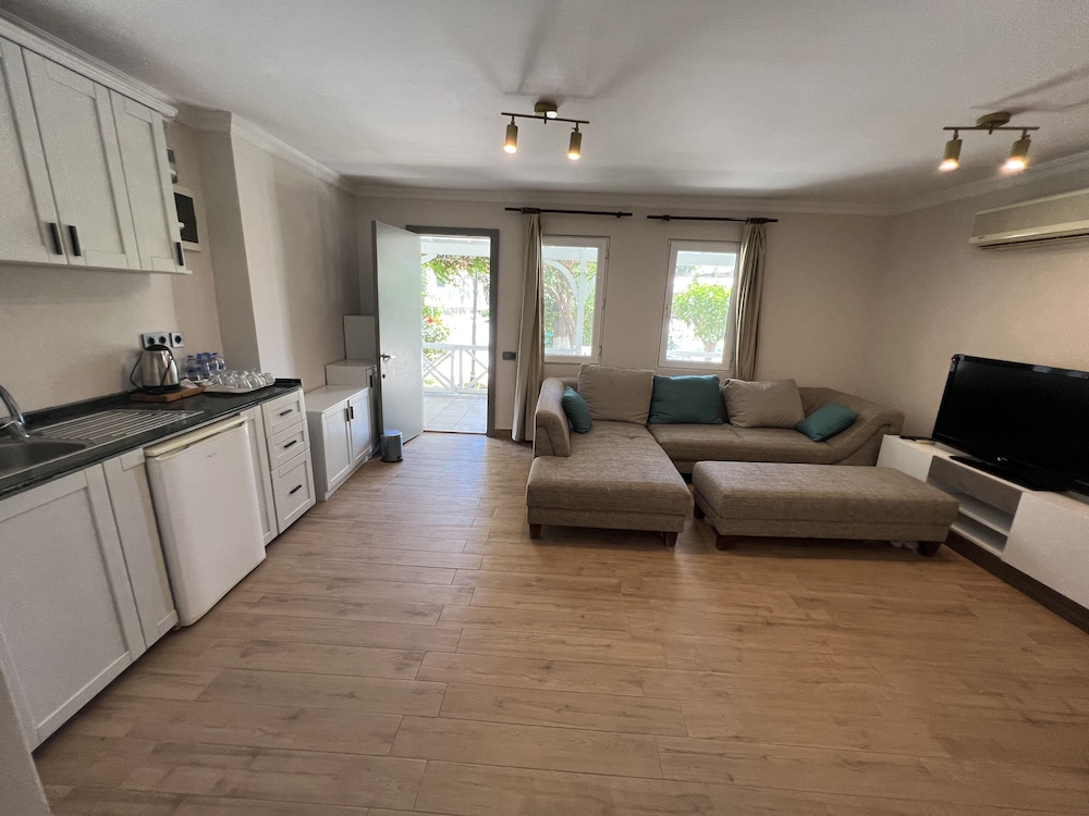 Moonshine Otel & Süitler - Image 19