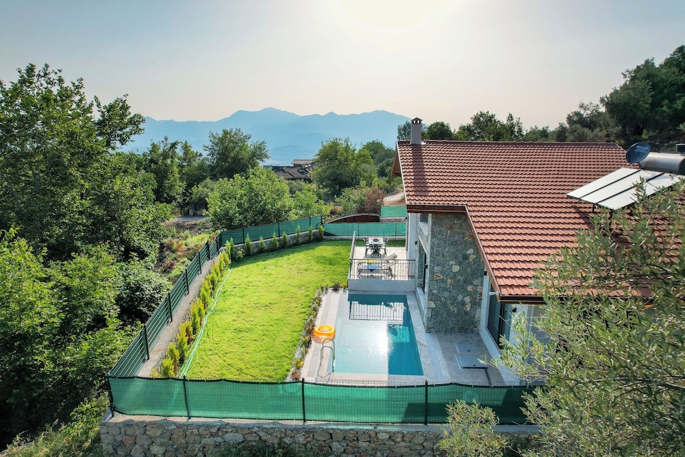 Yaka Esinti Villa