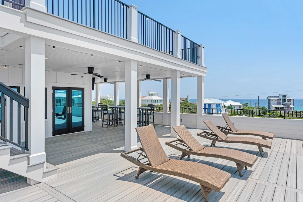 All Decked Out Seagrove by Avantstay Priv Pool+hot Tub, Ocean Views!