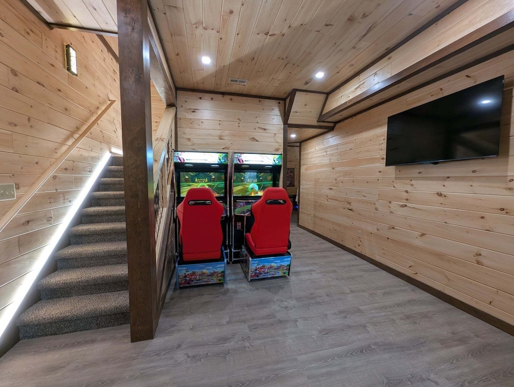 Ern802 - Bear Olympics 3 Bedroom Cabin
