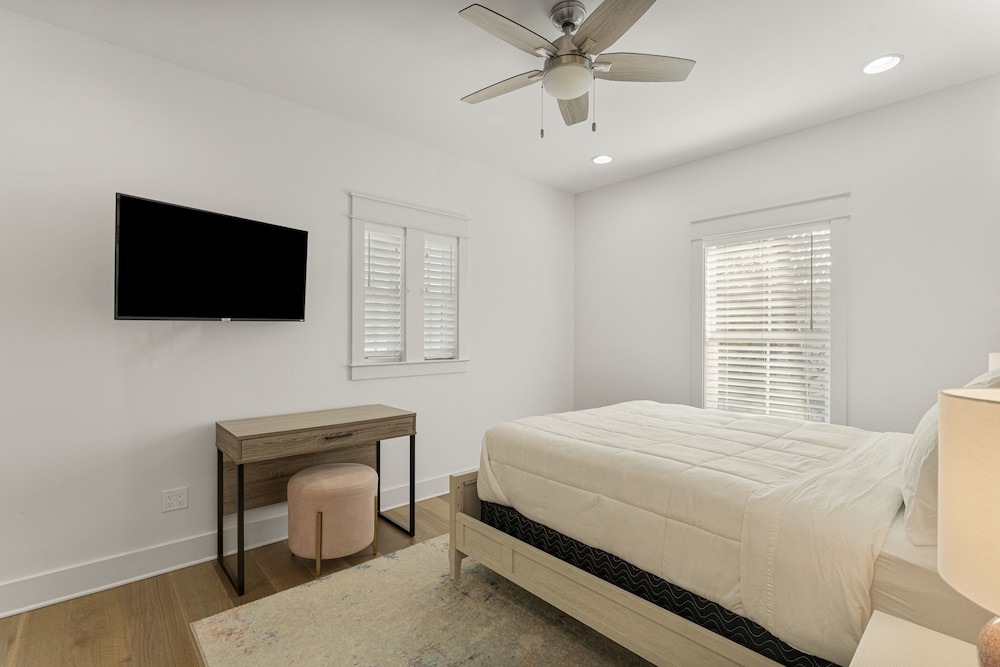 Magnolia Cottages by the Sea by Panhandle Getaways