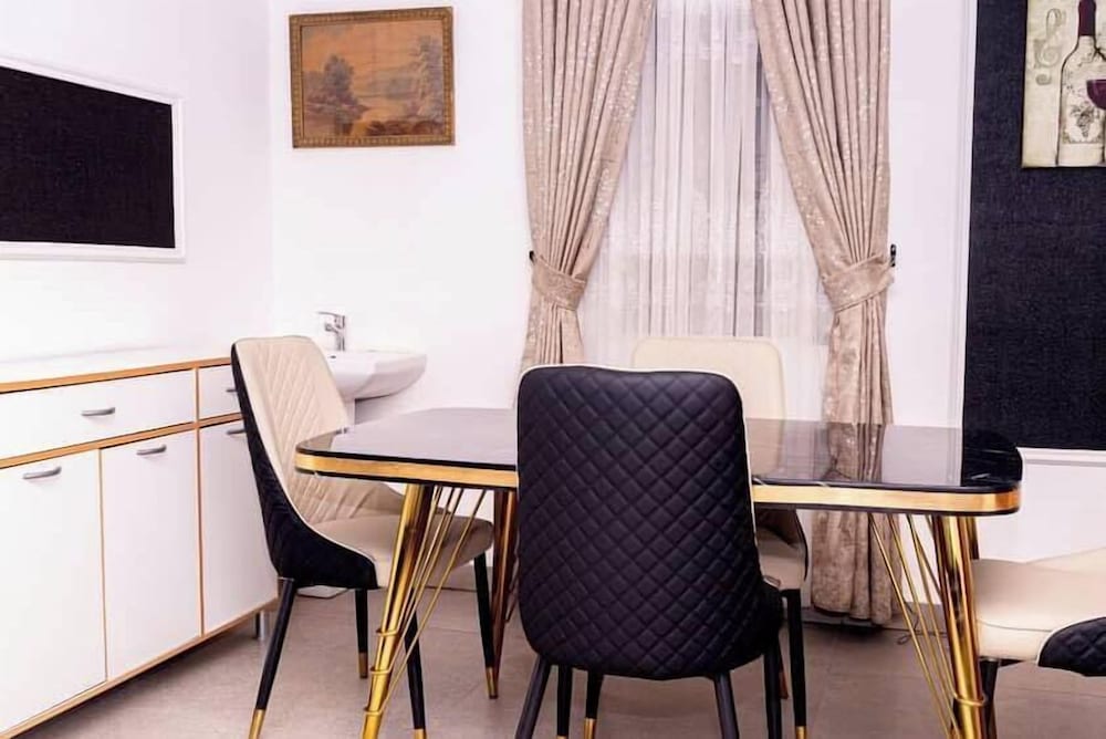 Triple J's Apartment