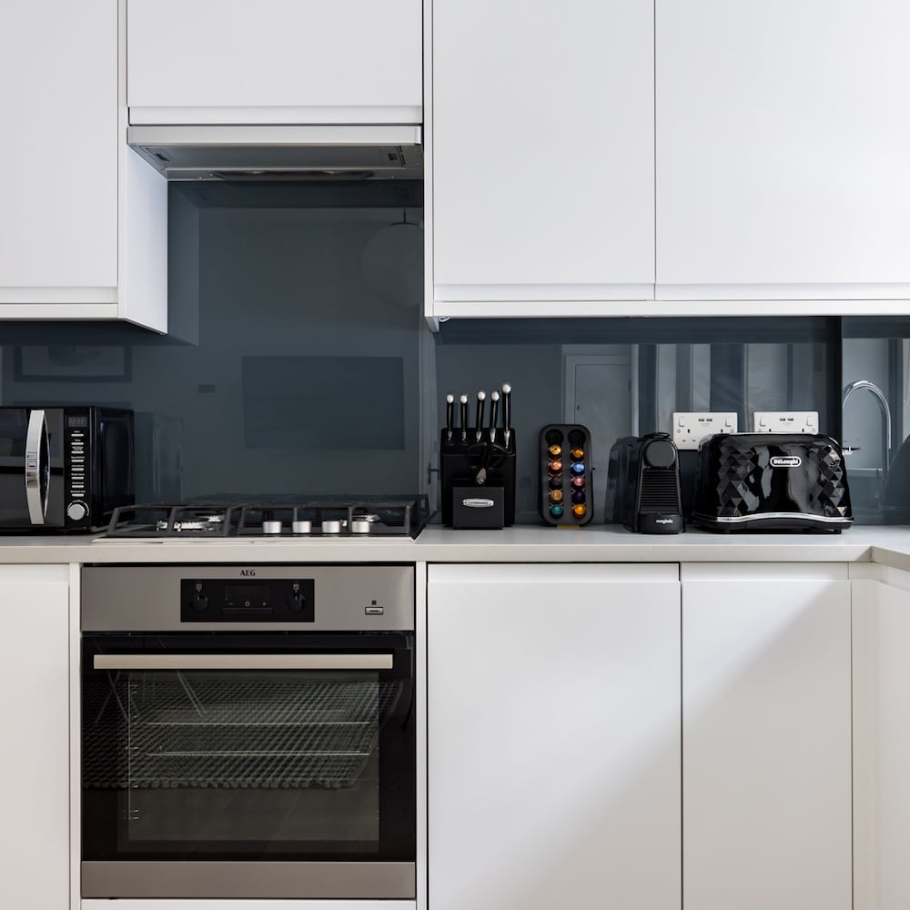Cool Leicester Sq Studio - Netflix Nespresso