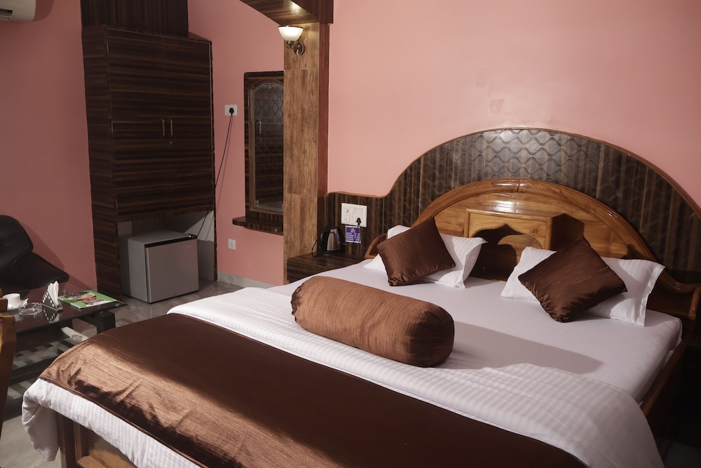 Hotel MIPL