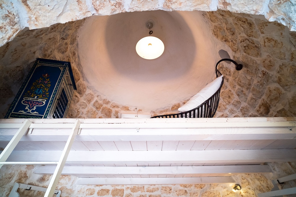 Relais Patriarca by Typney