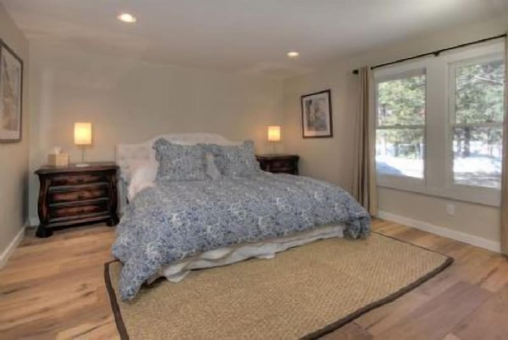 Lake Tahoe Vacations - Squaw Valley Paradise - Property Image 20
