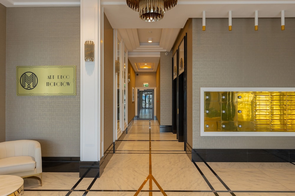 Art Deco Apartment by Renters Prestige view 4