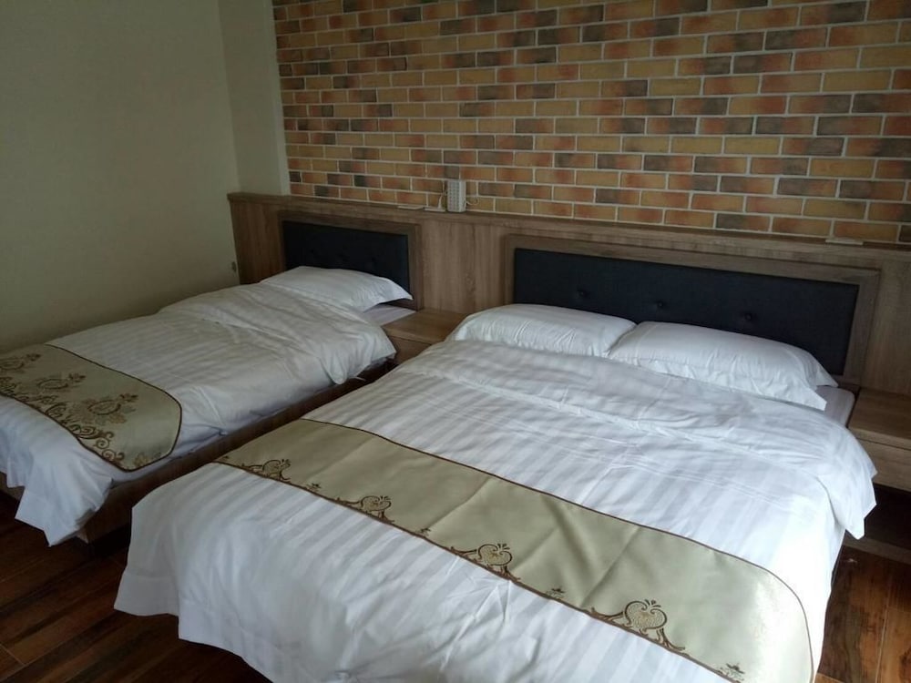Bigger Guesthouse view 2