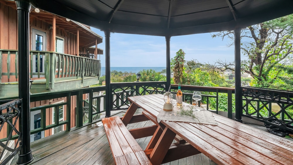 Ganghwado Maniggolstay Group Pension
