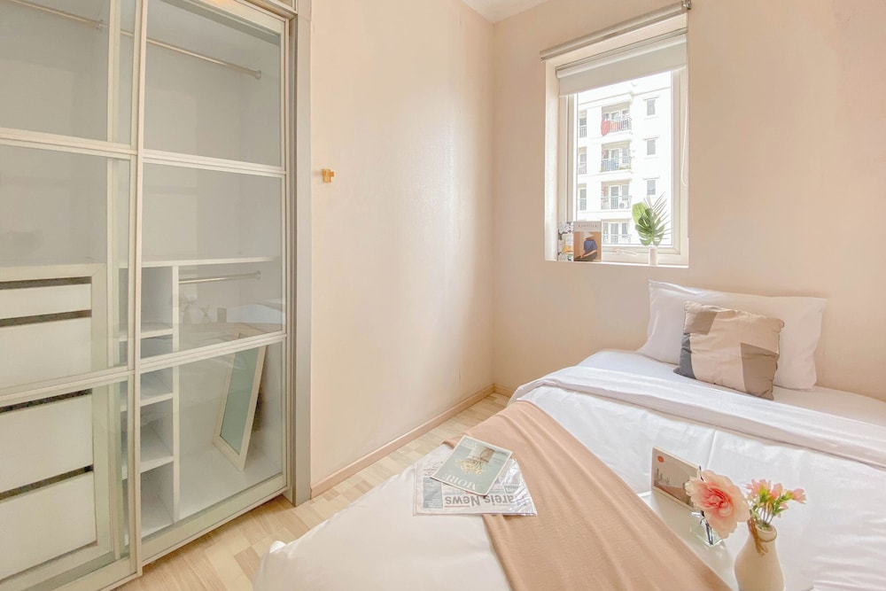 Strategic And Homey 2Br At Grand Palace Kemayoran Apartment
