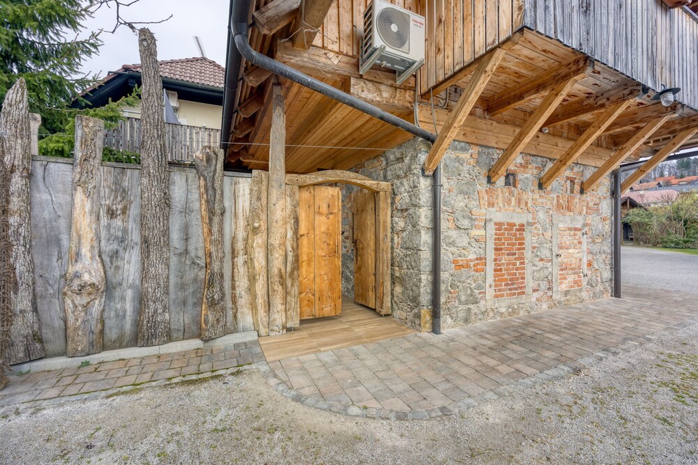 Photo 27