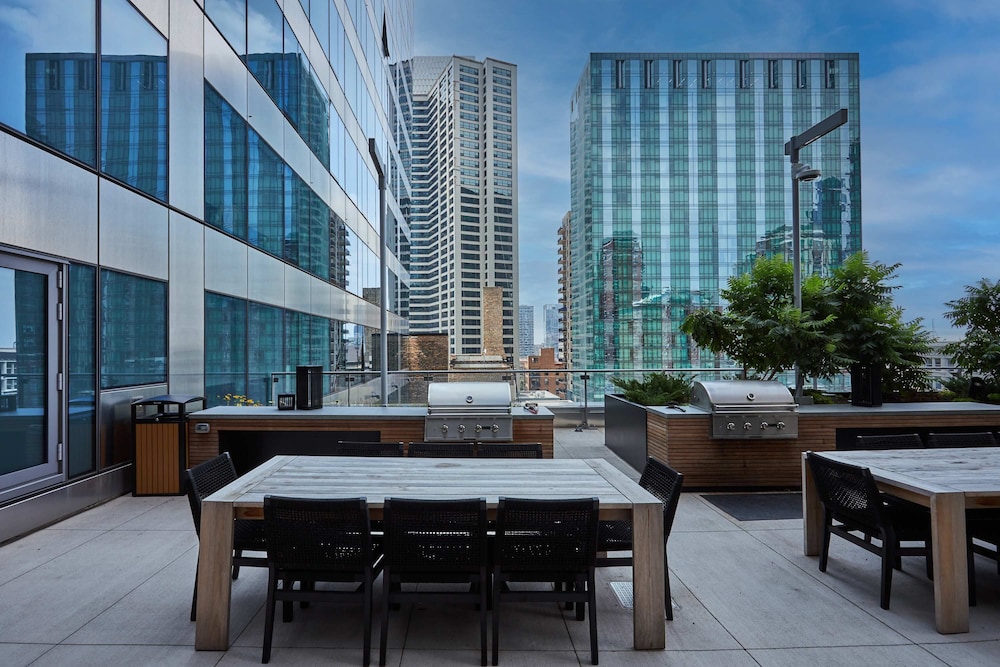 Luxe Apts Stunning Lake Views Resort Amenities