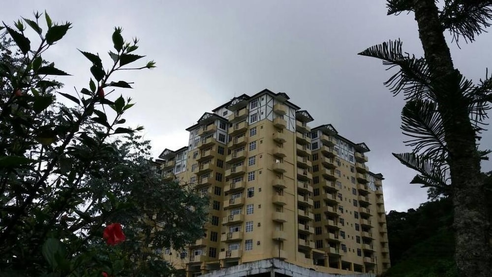 Aaron Apartment at Crown Imperial