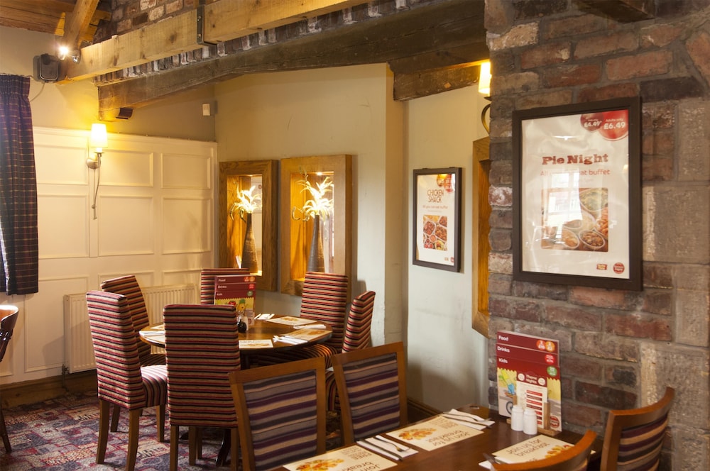 Premier Inn Leeds South - Birstall — photo 8