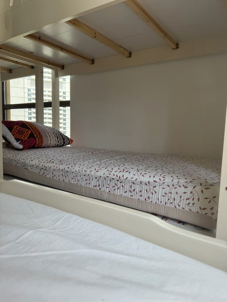 La vie en rose Hostel