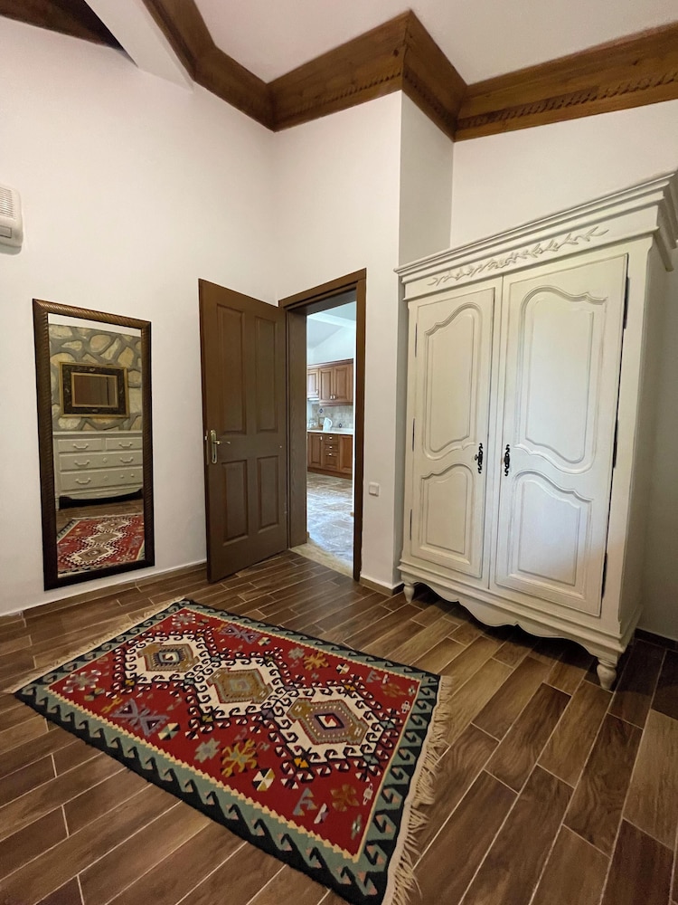 guesthouse by west