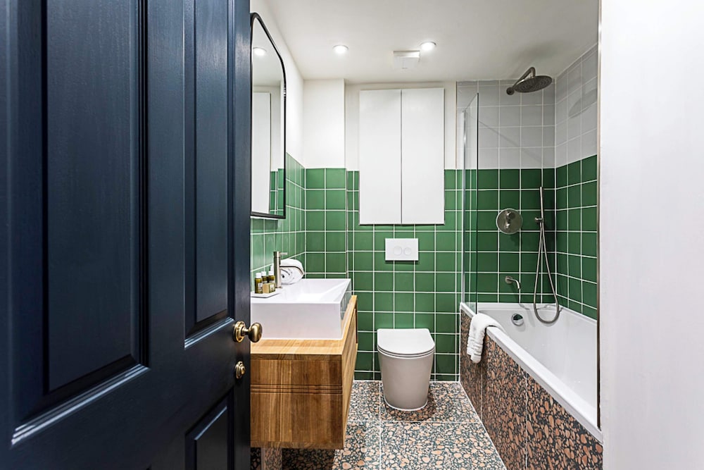 Gorgeous Hoxton Flat