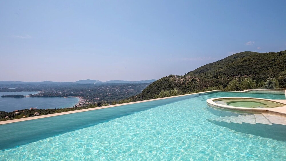 Villa Summer Wine by White Dream Villas