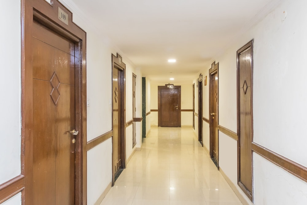 OYO 25042 Vikramaditya Hotel view 2