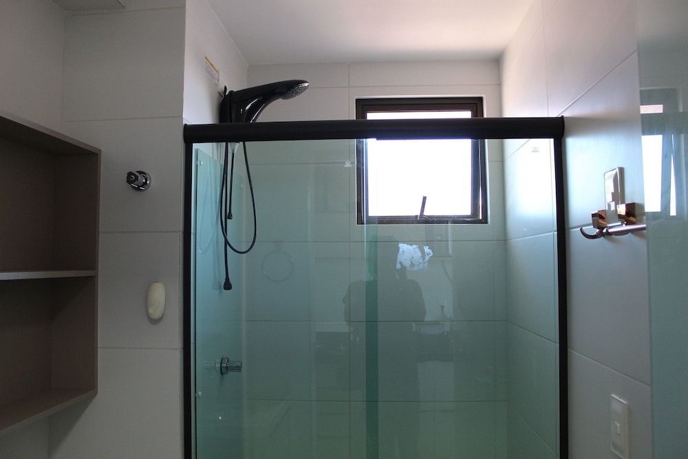 Compact Flat Tambau