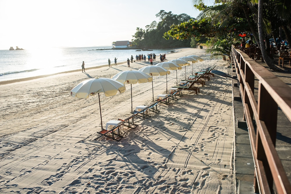 Baansuan Aokhai Beach Resort