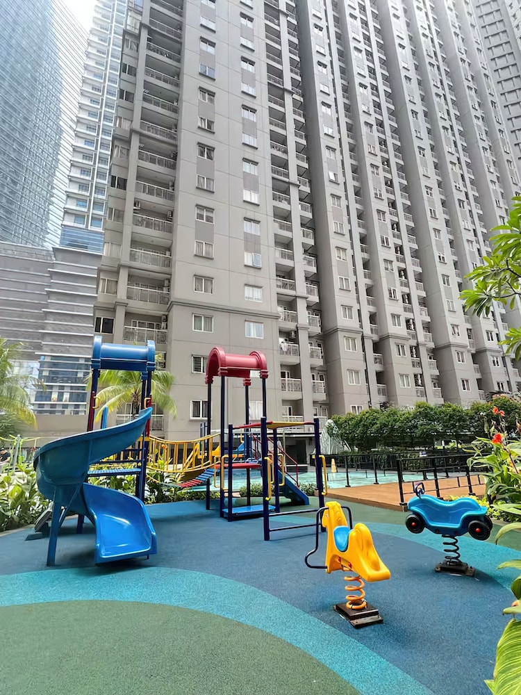 Platinum Royal Mediterania West Jakarta