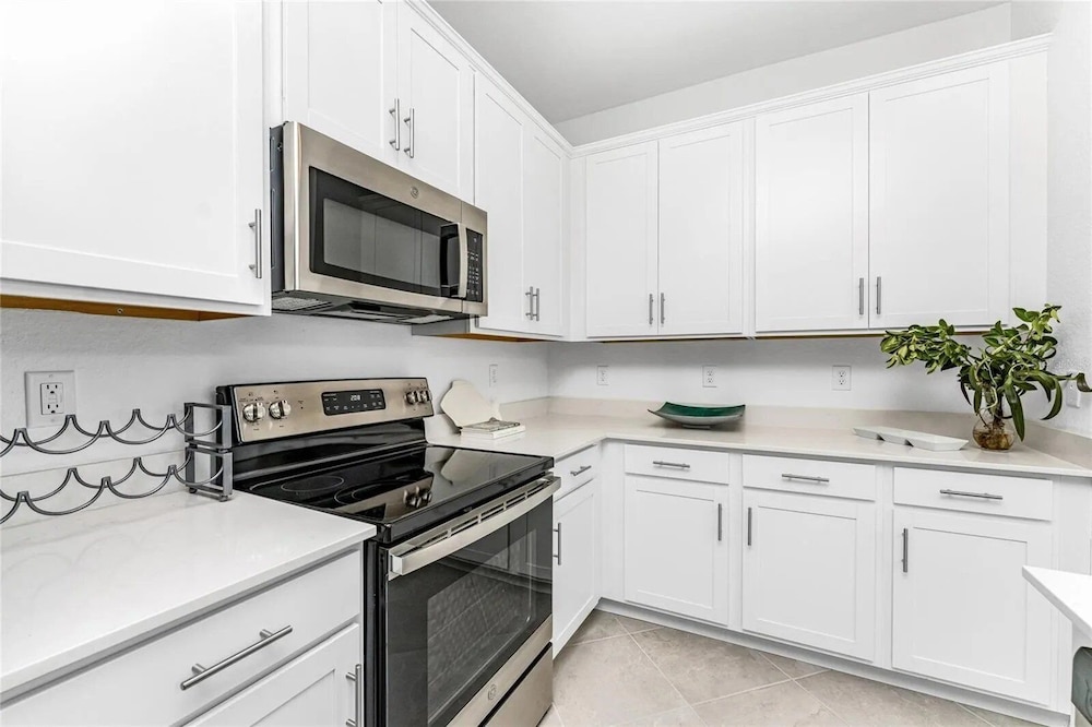 14141 Heritage Landing Blvd #931