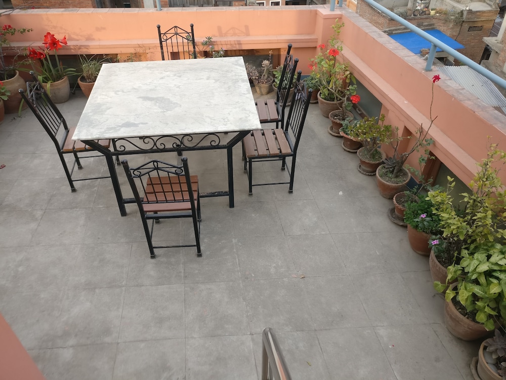 Om Pension Guest House