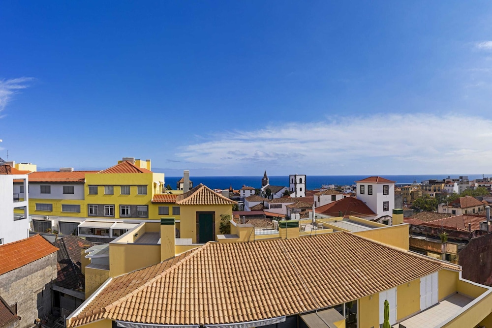 In the Funchal City Center, Santa Luzia I view 4