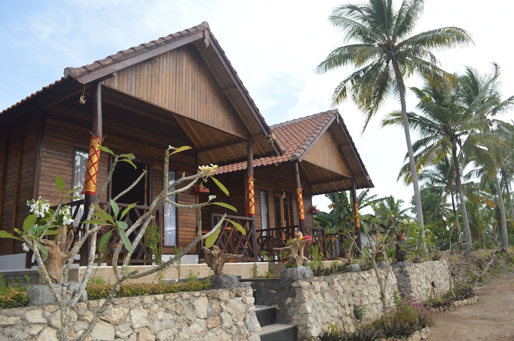 Penida Lapaya Garden view 4